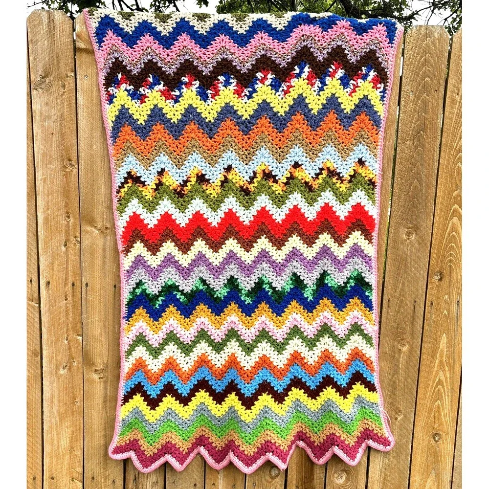 Vintage Crochet Zig Zag Afghan Blanket Throw Colorful Chevron‎ Pattern 63